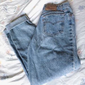 Vintage Highwaisted Levi 512 jeans